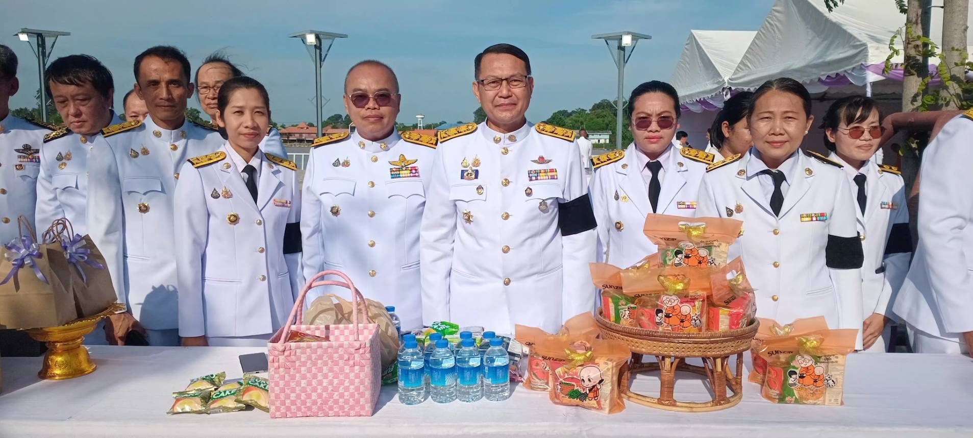 🕊📌 พช.ชัยนาท ร่วมประกอบพิธีทำบุญตักบาตร และปล่อยพันธุ์สัตว์น้ำ เนื่องในโอกาสวันเฉลิมพระชนมพรรษา สมเด็จพระนางเจ้าฯ พระบรมราชินี 3 มิถุนายน 2569